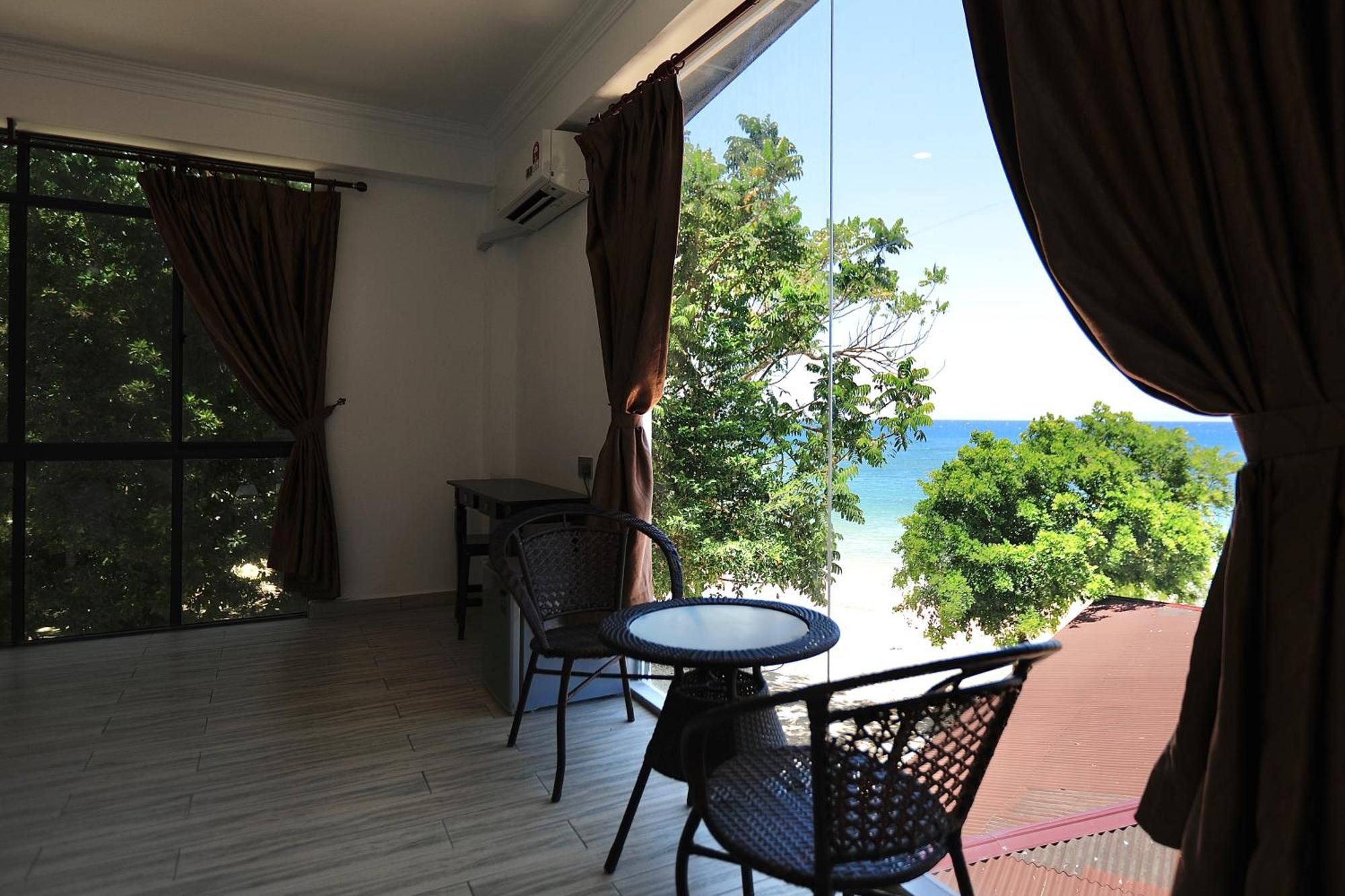 Dolphin Bay Island Resort Kota Belud Exterior photo